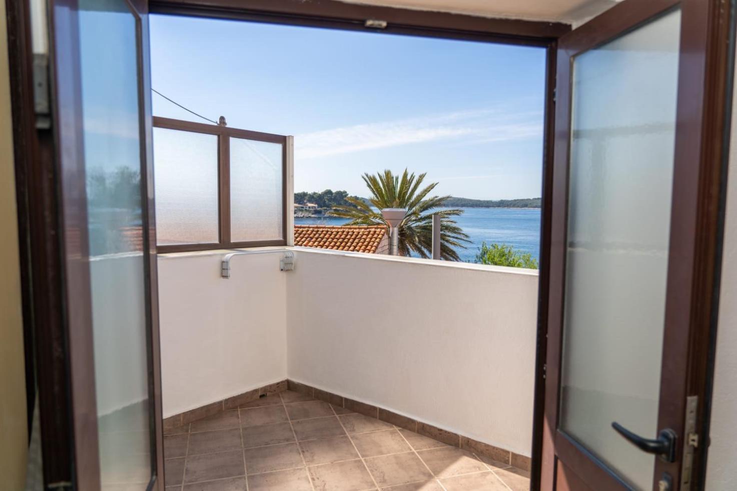 Caric Guest house *