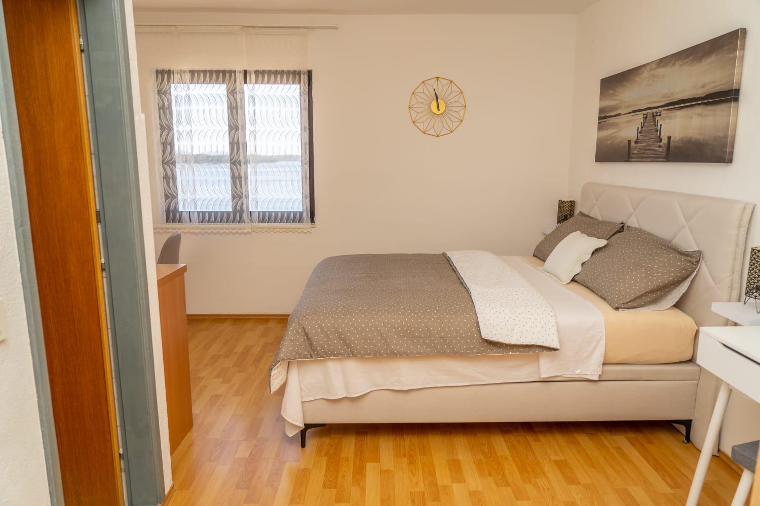 Caric Guest house